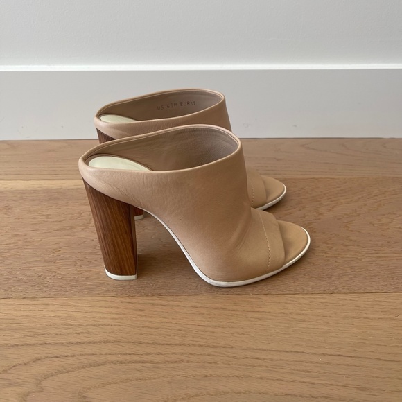 Vince Allison Leather Mule - Picture 5 of 10